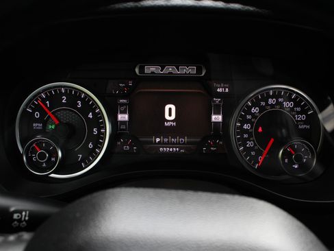 Used 2023 RAM 1500 Laramie AWD/4WD image 9