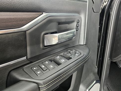 New 2026 RAM 2500 Laramie AWD/4WD image 21