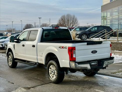 Used 2019 Ford F250 XLT w/ Snow Plow Prep Package image 3