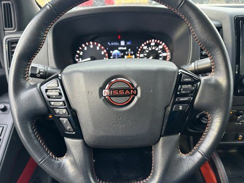 Used 2023 Nissan Frontier PRO-4X w/ Technology Package image 41