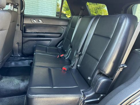 Used 2017 Ford Explorer 4WD Police Interceptor image 18