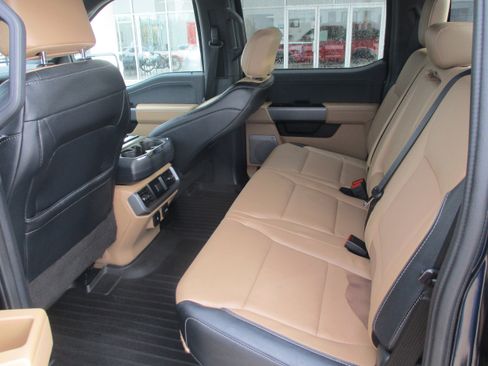 Used 2023 Ford F150 Lariat w/ FX4 Off-Road Package AWD/4WD image 6