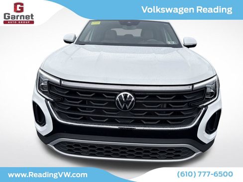 Used 2024 Volkswagen Atlas Cross Sport SE image 9