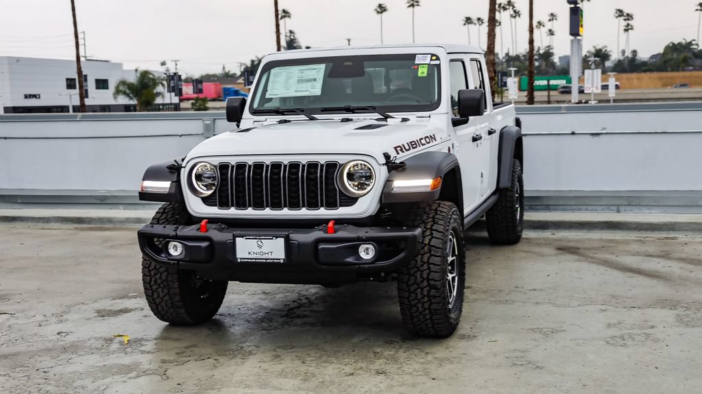 New 2026 Jeep Gladiator Rubicon w/ Steel Bumper Group AWD/4WD image 4