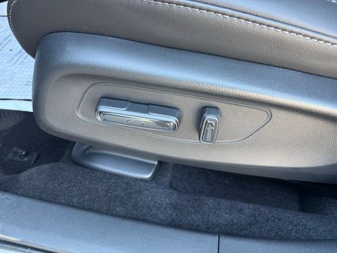 New 2026 Honda HR-V EX-L image 12