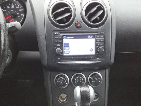 Used 2012 Nissan Rogue SL image 26