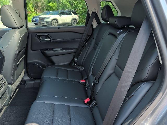 Certified 2023 Nissan Rogue SV w/ SV Premium B Package AWD/4WD image 13