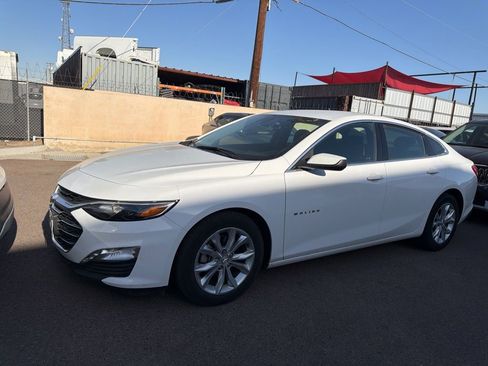 Used 2023 Chevrolet Malibu LT FWD image 5