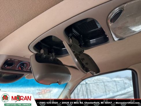 Used 2001 Ford Expedition XLT image 18