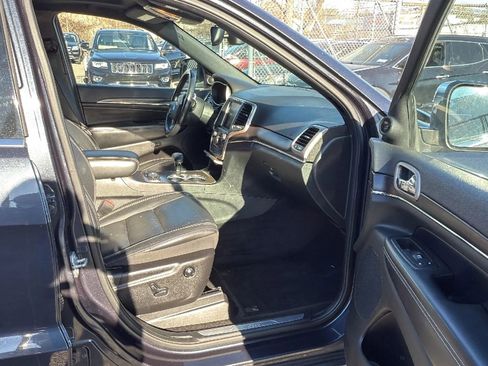 Used 2015 Jeep Grand Cherokee Limited w/ Trailer Tow Group IV image 20