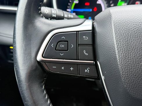 Used 2021 Toyota Highlander XLE image 34