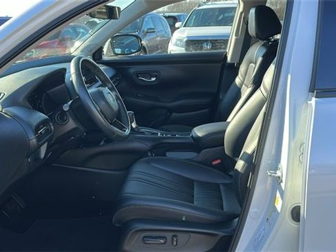 Used 2023 Honda HR-V EX-L image 9