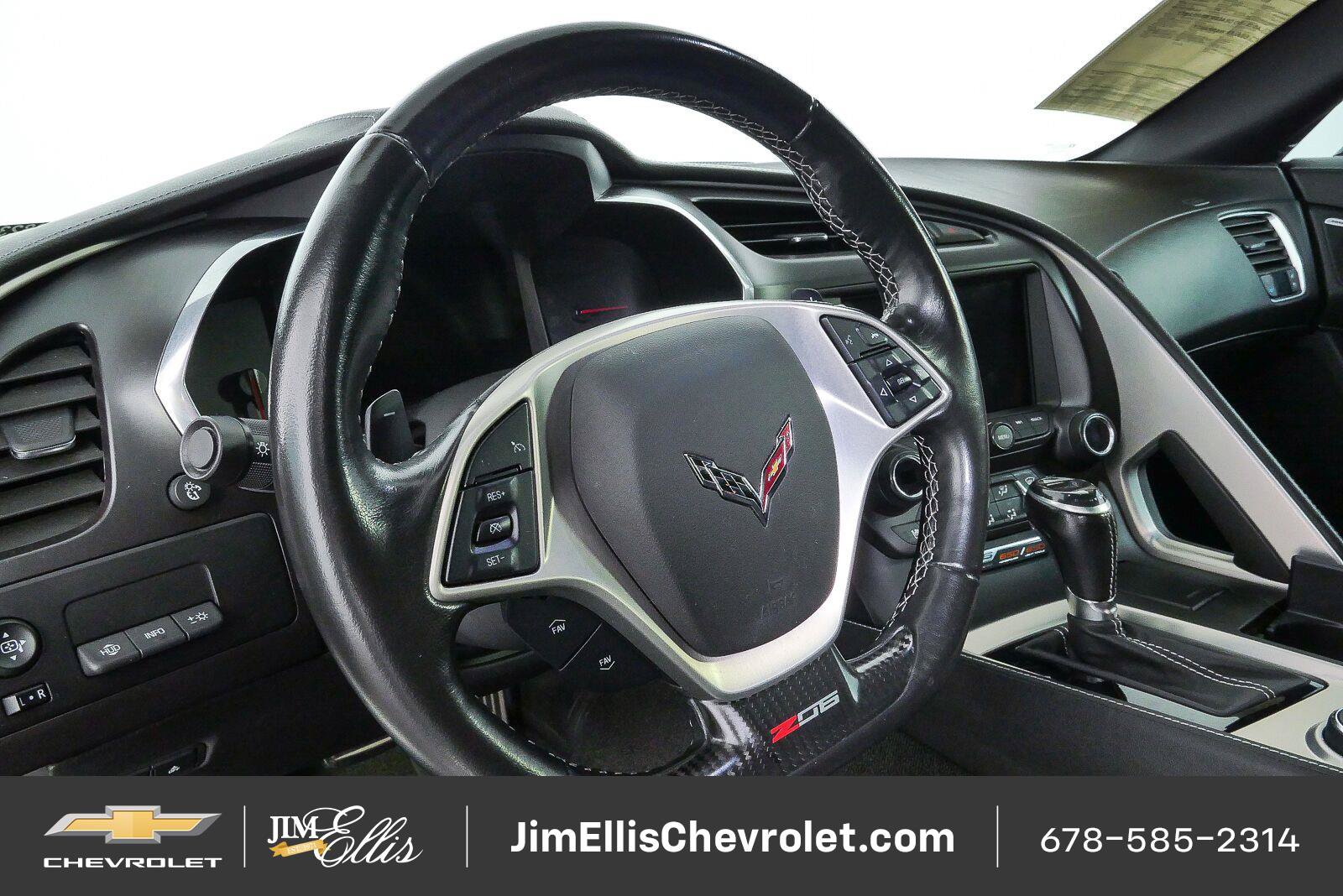 Used 2018 Chevrolet Corvette Z06 RWD image 4