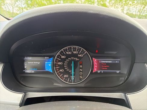 Used 2013 Ford Edge SEL FWD image 28