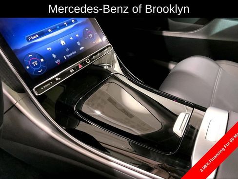 Certified 2025 Mercedes-Benz C 300 4MATIC Sedan image 18