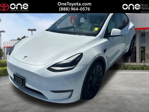 Used 2022 Tesla Model Y Performance AWD/4WD image 1
