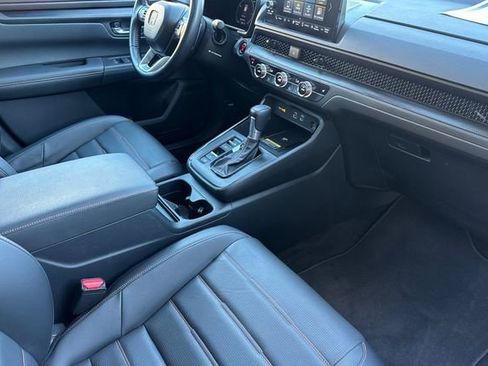 Used 2025 Honda CR-V Sport-L image 16