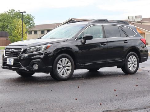 Used 2018 Subaru Outback 2.5i Premium AWD/4WD image 11