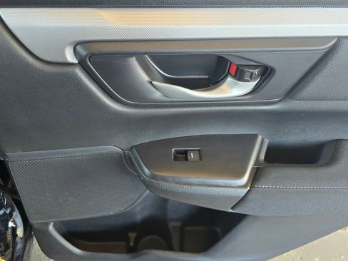 Used 2022 Honda CR-V LX image 13