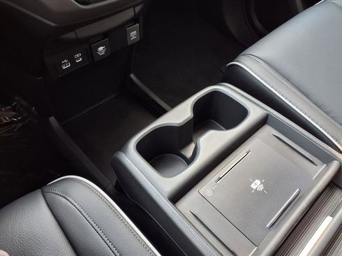 New 2026 Honda Odyssey Touring image 7