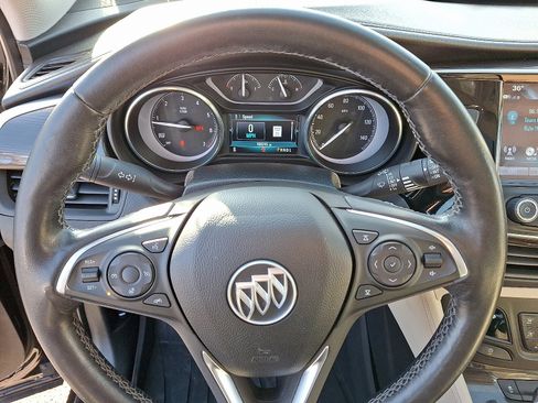 Used 2019 Buick Envision Essence image 18