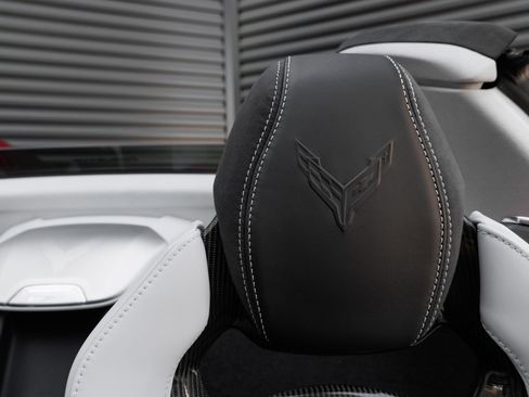 Used 2024 Chevrolet Corvette E-Ray AWD/4WD image 15