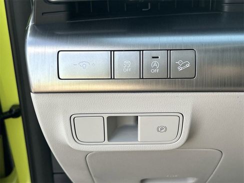 New 2026 Hyundai Kona SE image 23