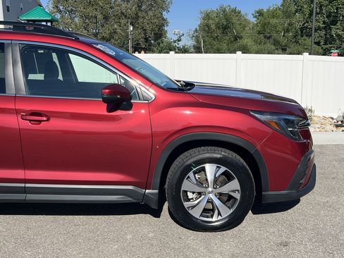 Used 2023 Subaru Ascent Premium w/ Convenience Package AWD/4WD image 13