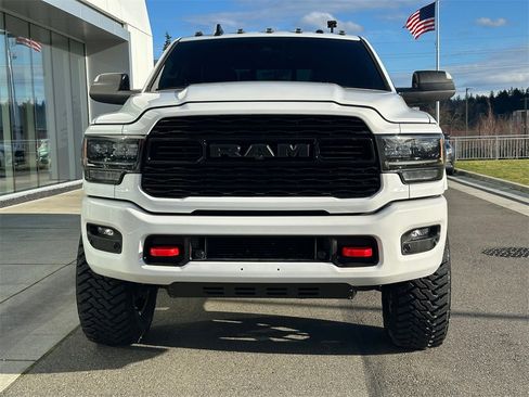 Used 2022 RAM 3500 Limited image 8