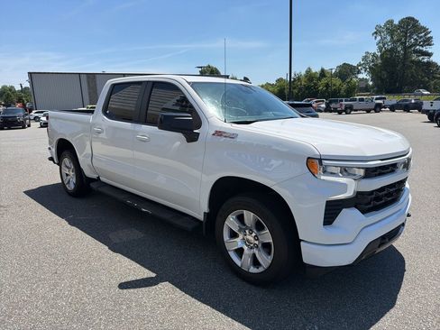 Used 2022 Chevrolet Silverado 1500 RST AWD/4WD image 9