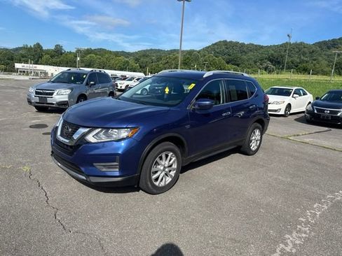 Used 2020 Nissan Rogue S w/ Special Edition Package AWD/4WD image 4