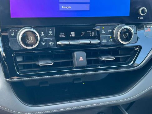 Used 2023 Toyota Highlander XSE AWD/4WD image 34