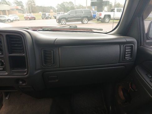 Used 2007 Chevrolet Silverado 1500 LS image 13