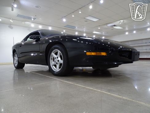 Used 1995 Pontiac Firebird Coupe image 22