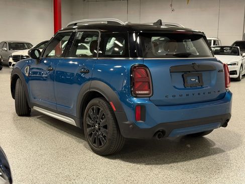 Used 2023 MINI Cooper Countryman S w/ Signature Upholstery Package FWD image 3