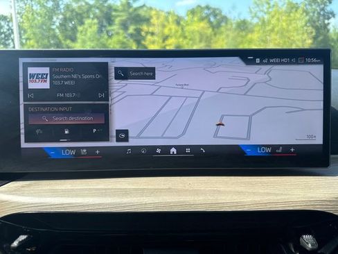 Used 2025 BMW 330i xDrive Sedan AWD/4WD image 34