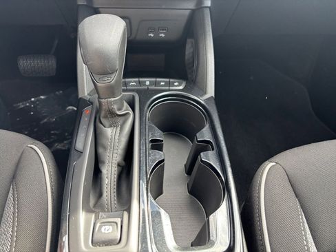 Used 2025 Chevrolet TrailBlazer LT image 39