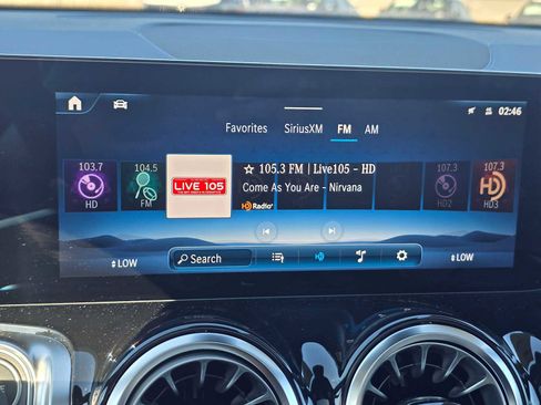 New 2025 Mercedes-Benz GLB 250 4MATIC image 29