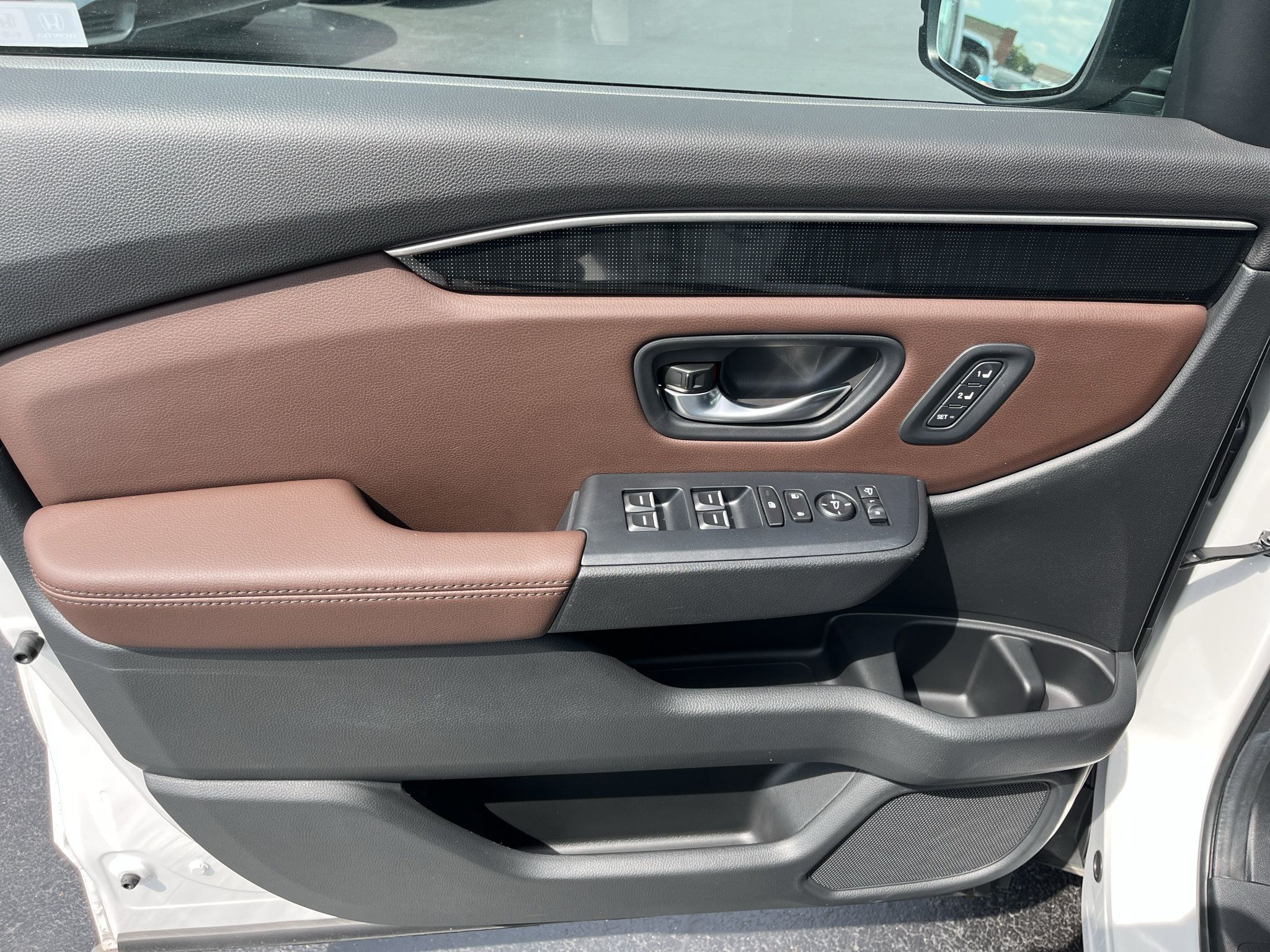Used 2024 Honda Pilot Elite image 13