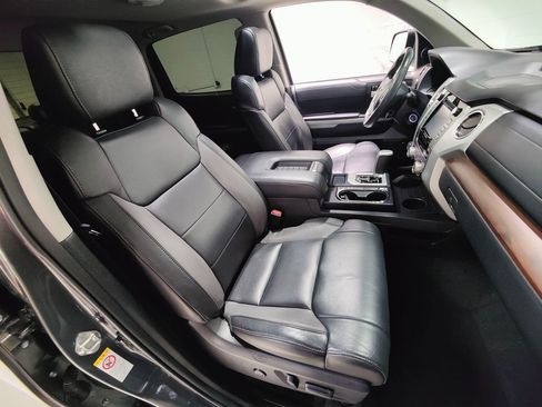 Used 2019 Toyota Tundra Limited image 12