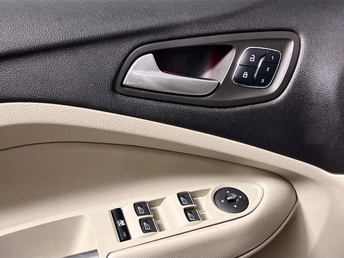 Used 2014 Ford Escape Titanium w/ Equipment Group 401A image 16