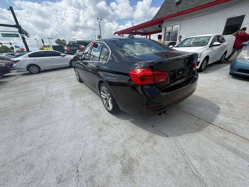 Used 2017 BMW 330i Sedan w/ Premium Package RWD image 6