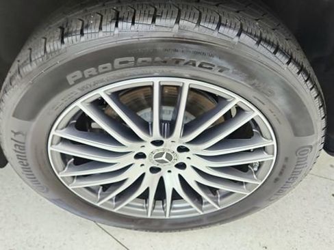 Used 2024 Mercedes-Benz GLC 300 4MATIC image 54