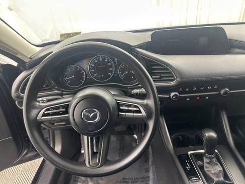Used 2022 MAZDA MAZDA3 s image 14