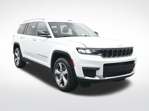 Used 2022 Jeep Grand Cherokee L Limited AWD/4WD image 3