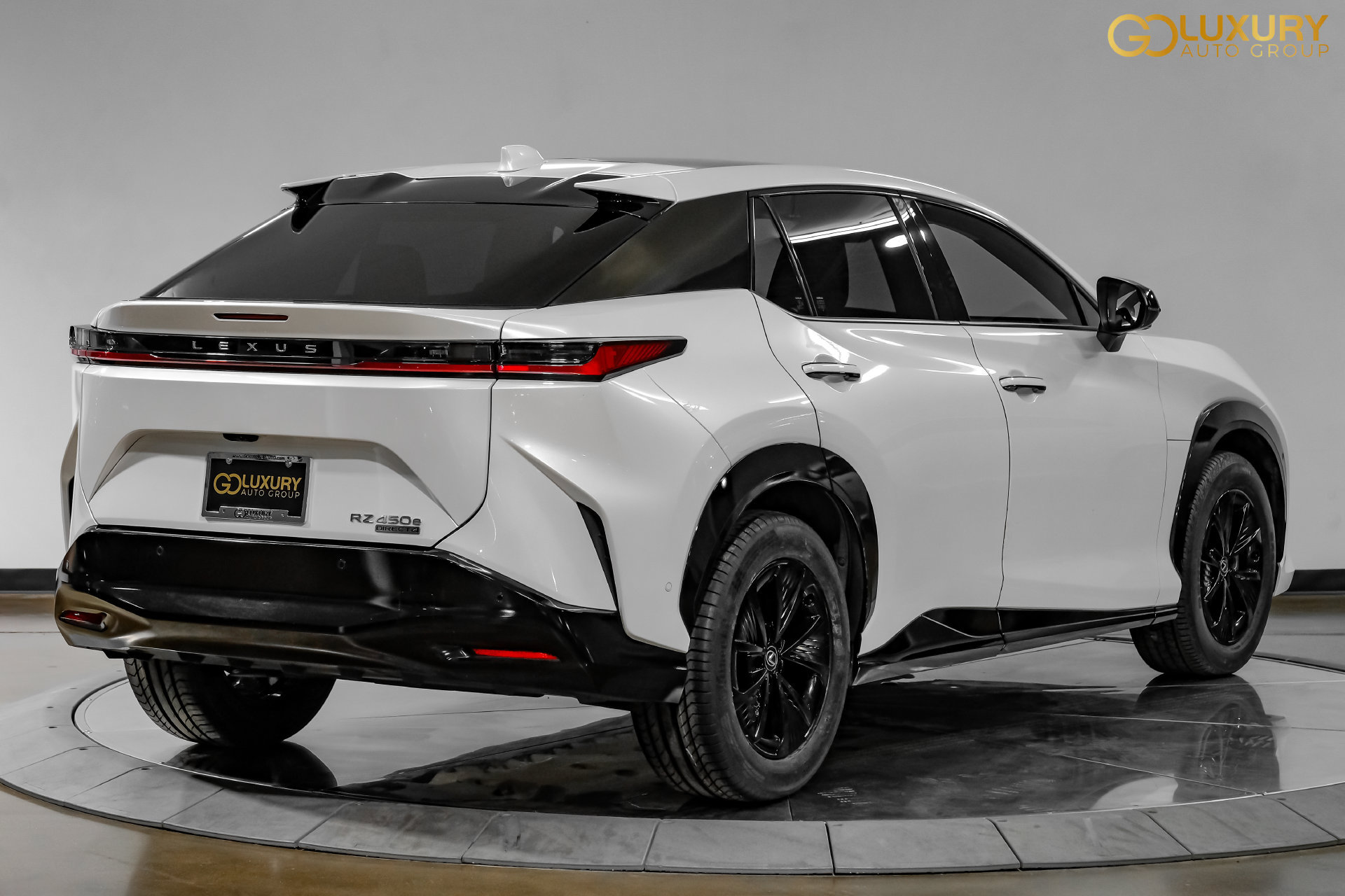 Used 2023 Lexus RZ 450e Premium w/ Technology Package AWD/4WD image 10