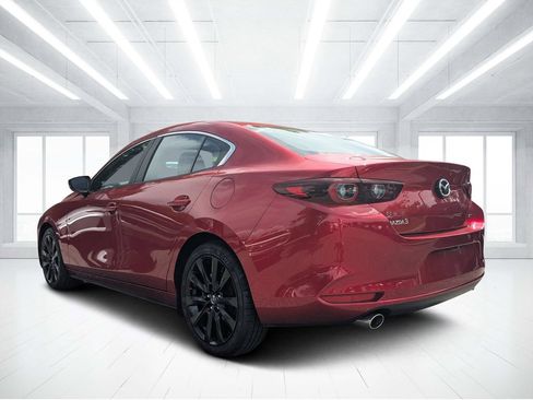 Used 2024 MAZDA MAZDA3 s FWD image 5