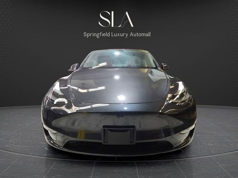 Used 2025 Tesla Model Y Long Range AWD/4WD image 1