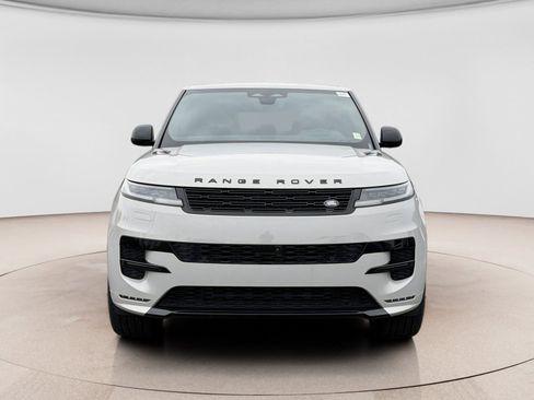 New 2026 Land Rover Range Rover Sport Dynamic SE image 8