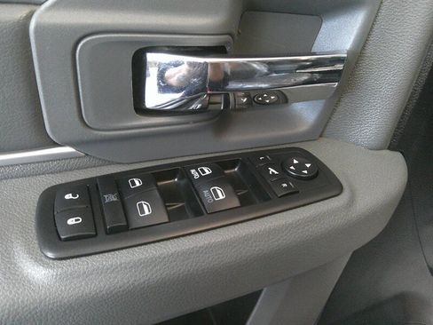 Used 2014 RAM 1500 Big Horn AWD/4WD image 18